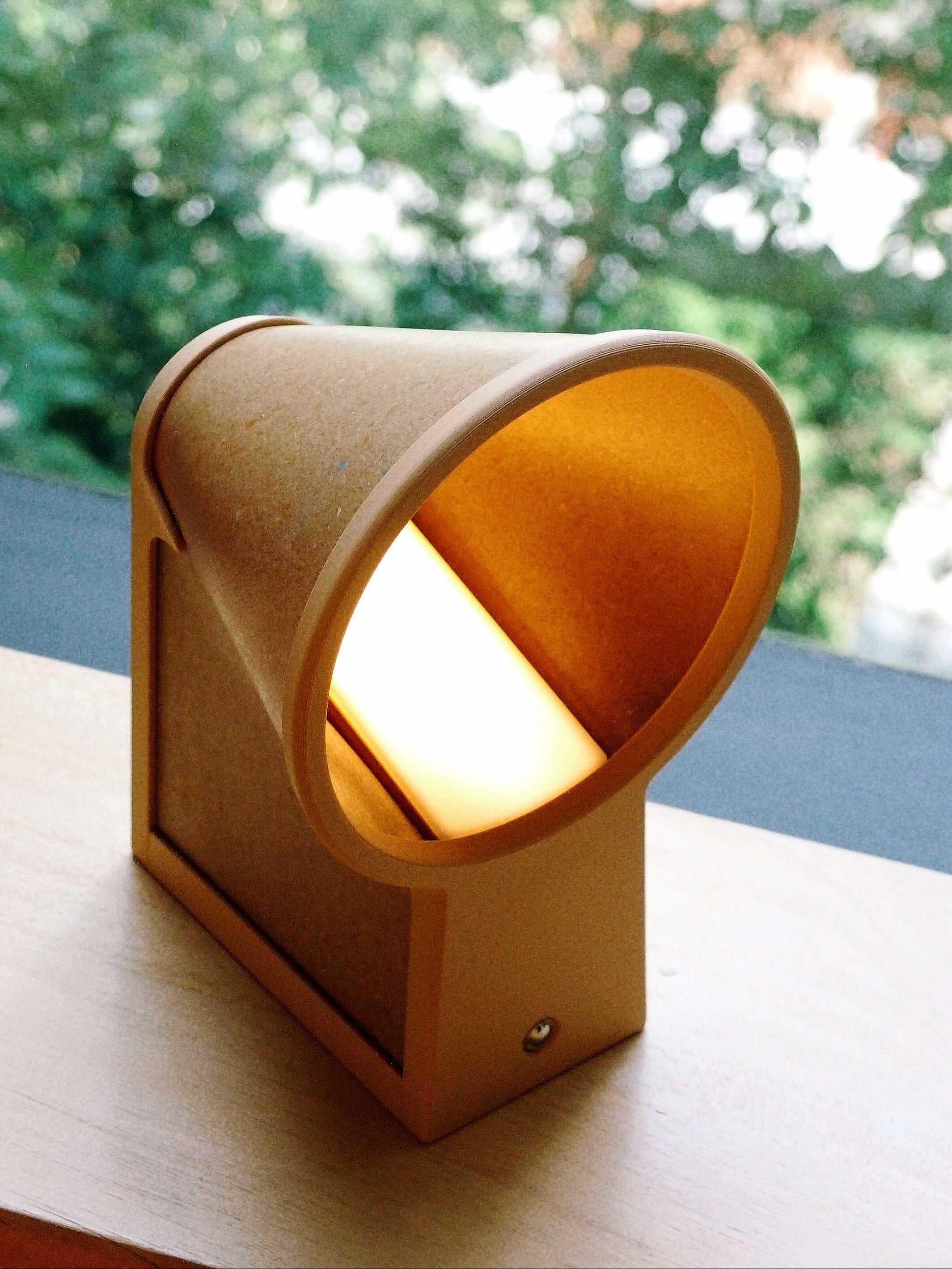 Terra – Ambient Lamp